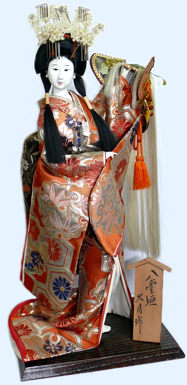 японская старинная кукла Принцесса с самурайским шлемом в руке, Mega Japan, онлайн магазин
