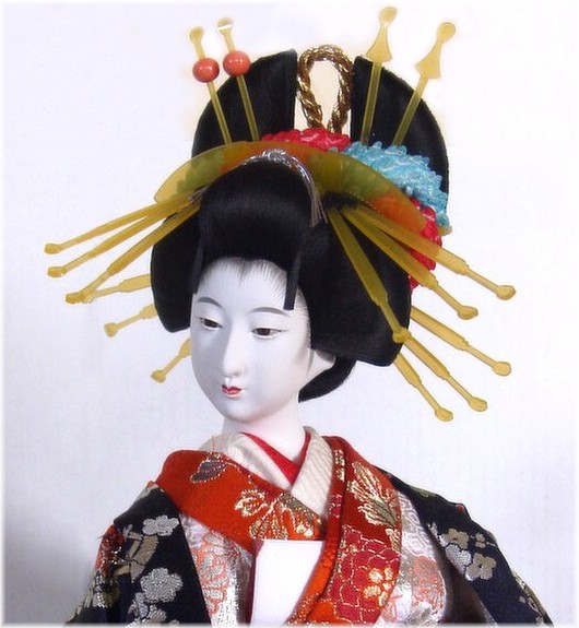 японская традиционная кукла, изображающая ойран, 1980-е гг. 