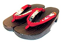 традиционная японская обувь для кимоно